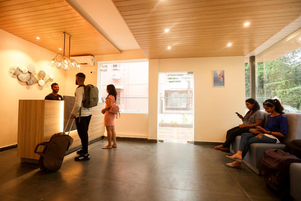 Coastal Pearl Hotel Miramar Panadzsi Kültér fotó